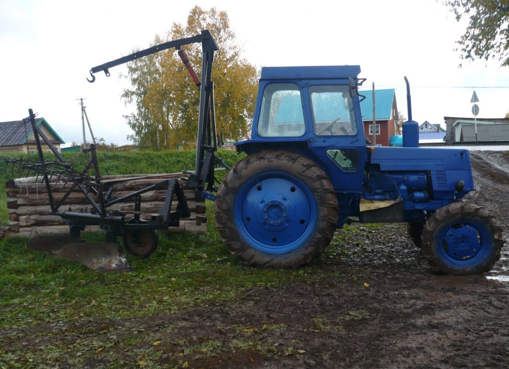 Права на трактор в Лениногорске